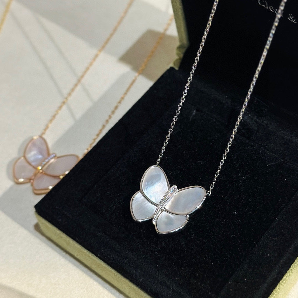 Butterfly Pearl 18K Gold Necklace